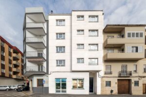 muro de alcoy fachada